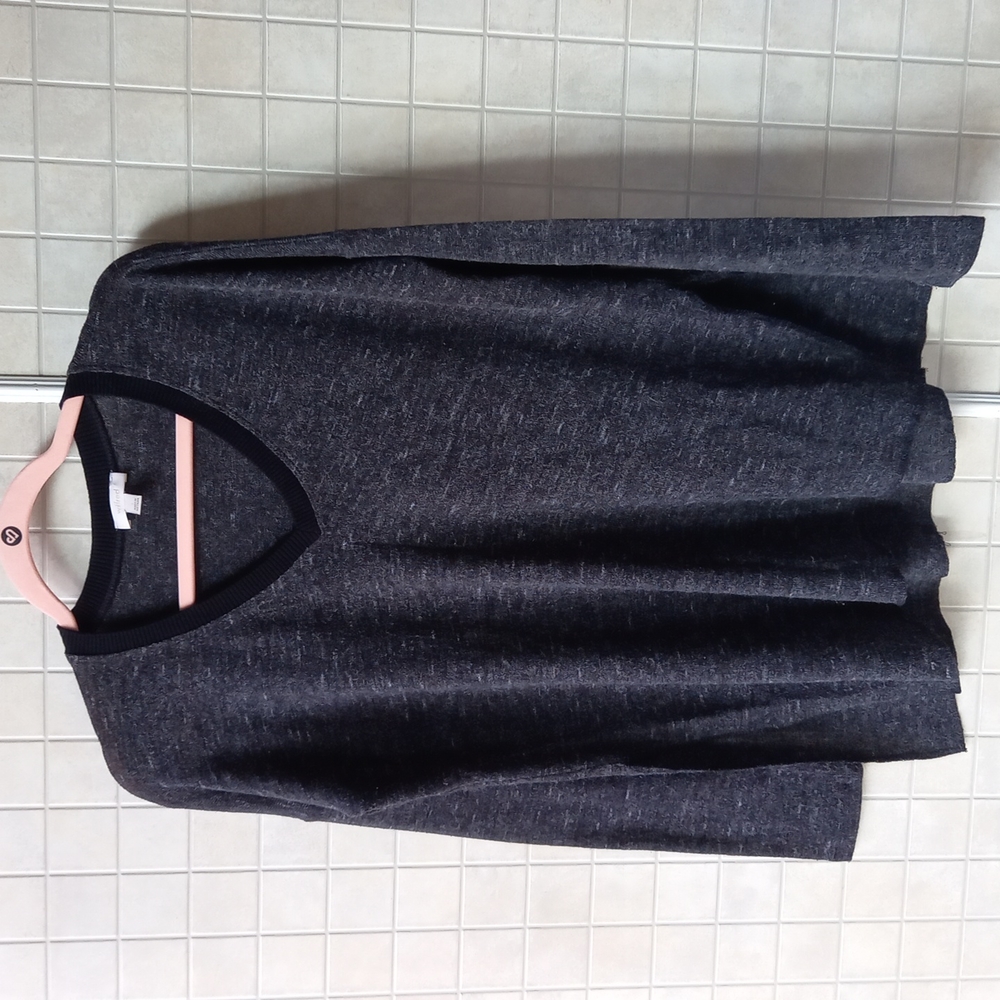 Wilfred dark grey sweater